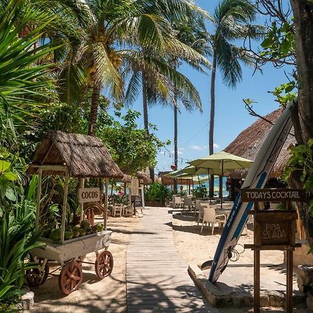 Hotel Casa Colibri Плая-дель-Кармен Экстерьер фото