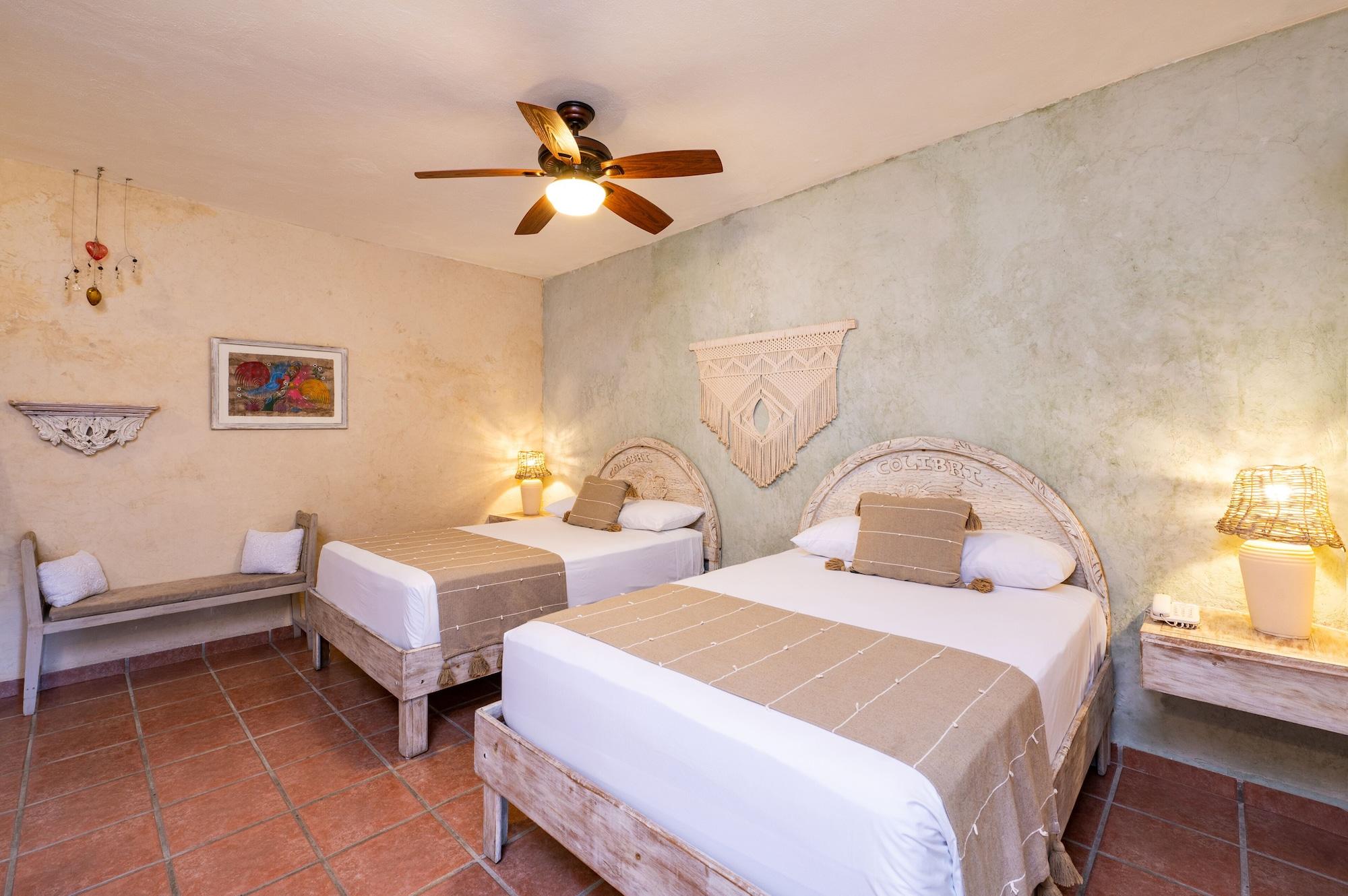 Hotel Casa Colibri Плая-дель-Кармен Экстерьер фото
