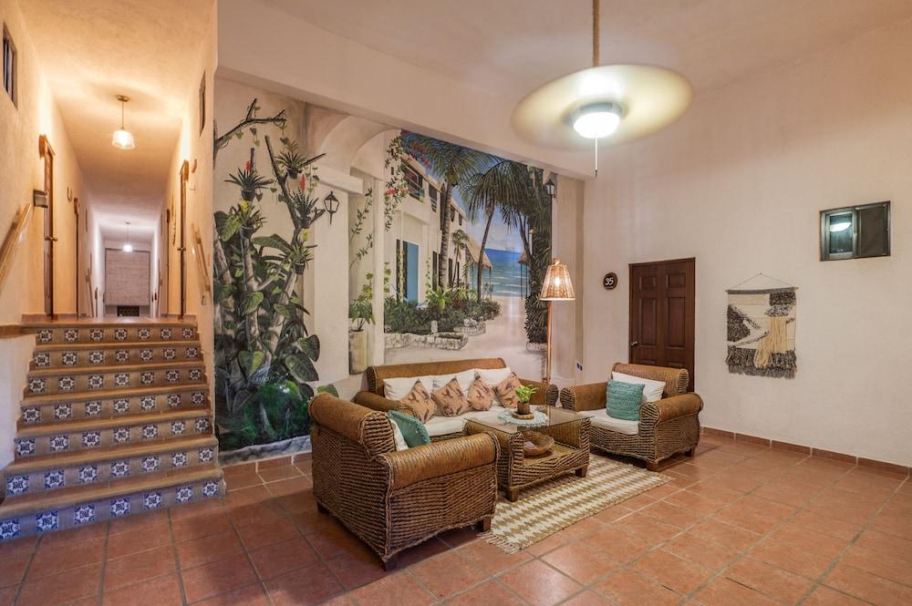 Hotel Casa Colibri Плая-дель-Кармен Экстерьер фото