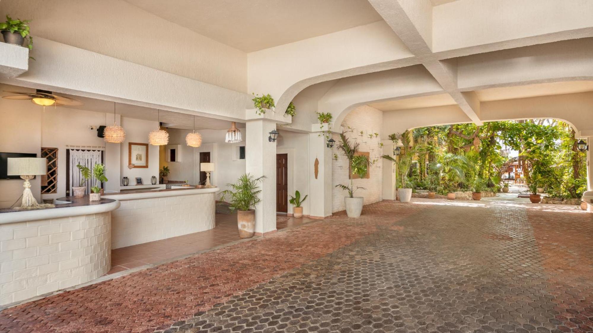 Hotel Casa Colibri Плая-дель-Кармен Экстерьер фото