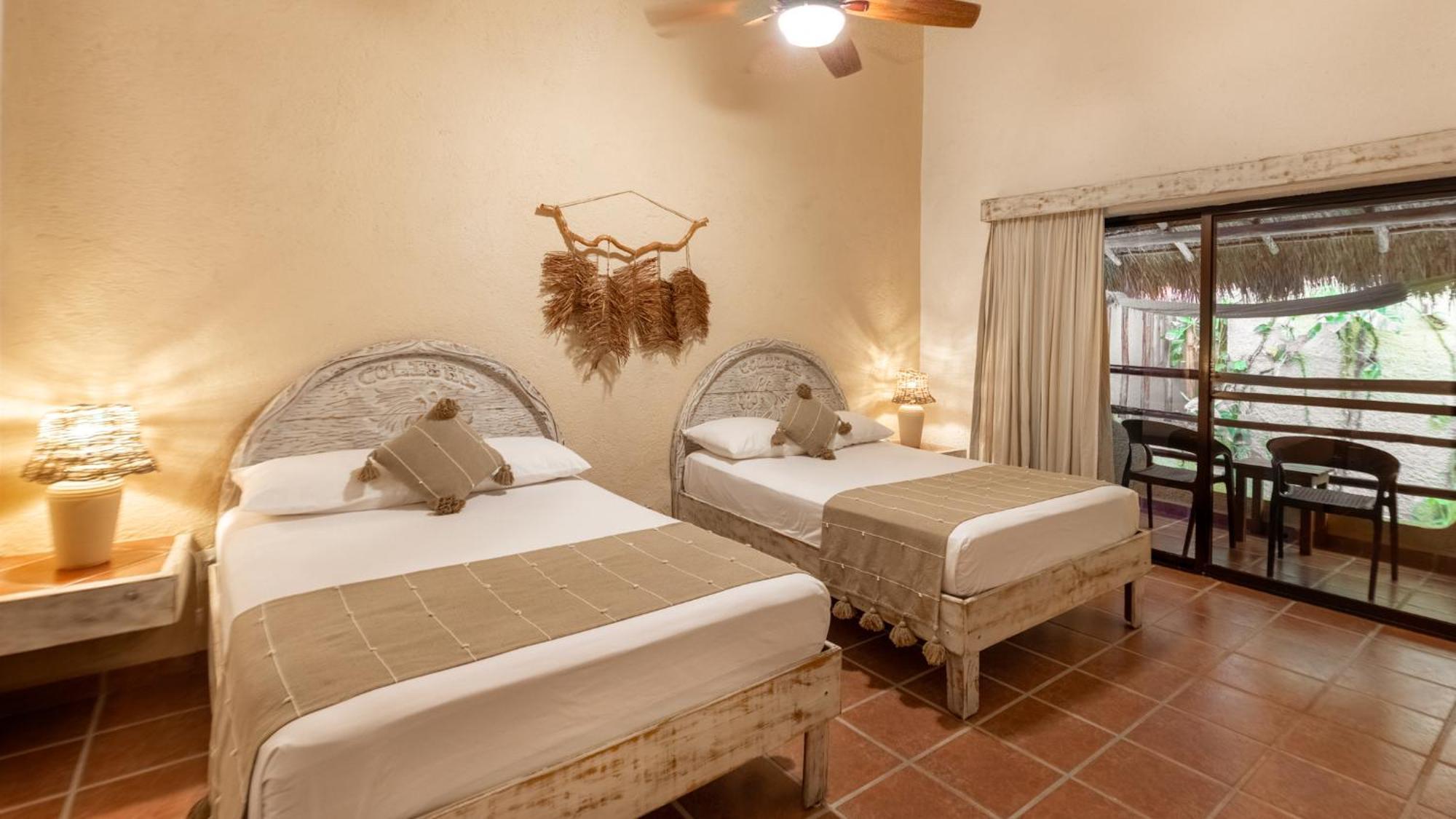 Hotel Casa Colibri Плая-дель-Кармен Экстерьер фото
