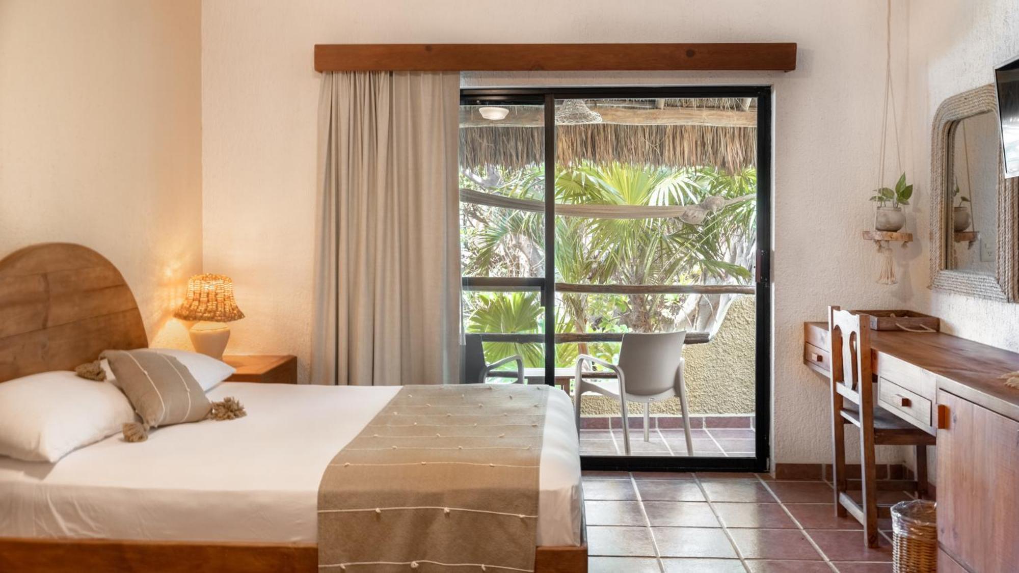 Hotel Casa Colibri Плая-дель-Кармен Экстерьер фото